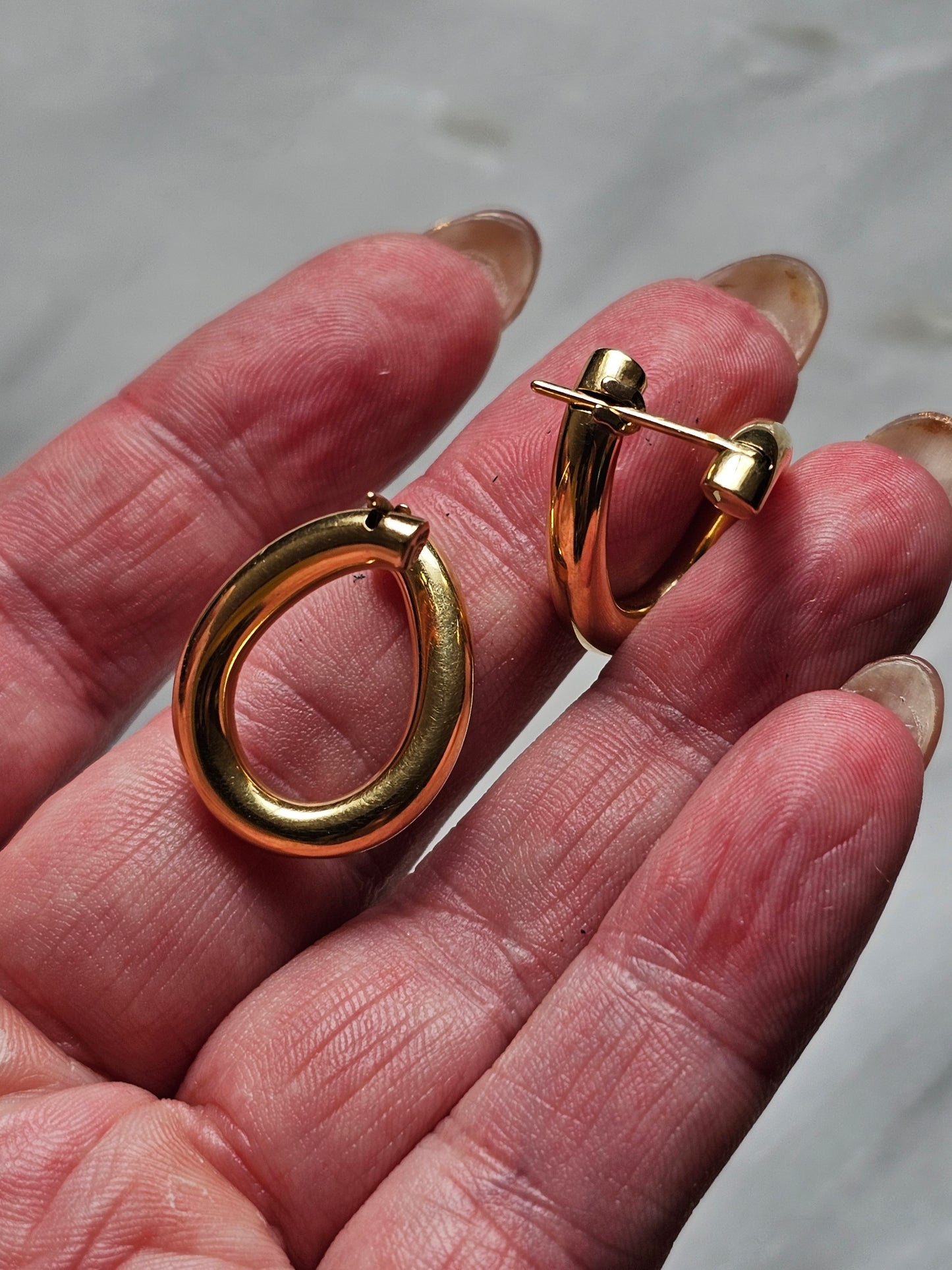 Italian Gold Twist Hoop Earrings - 18K Gold