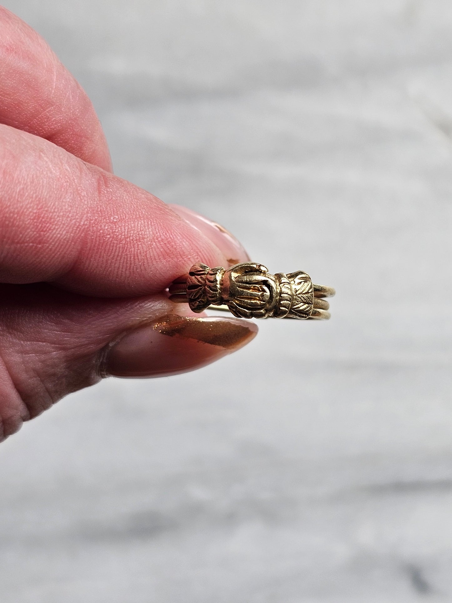 Hand Crafted Fede Antique Ring - 14K Gold