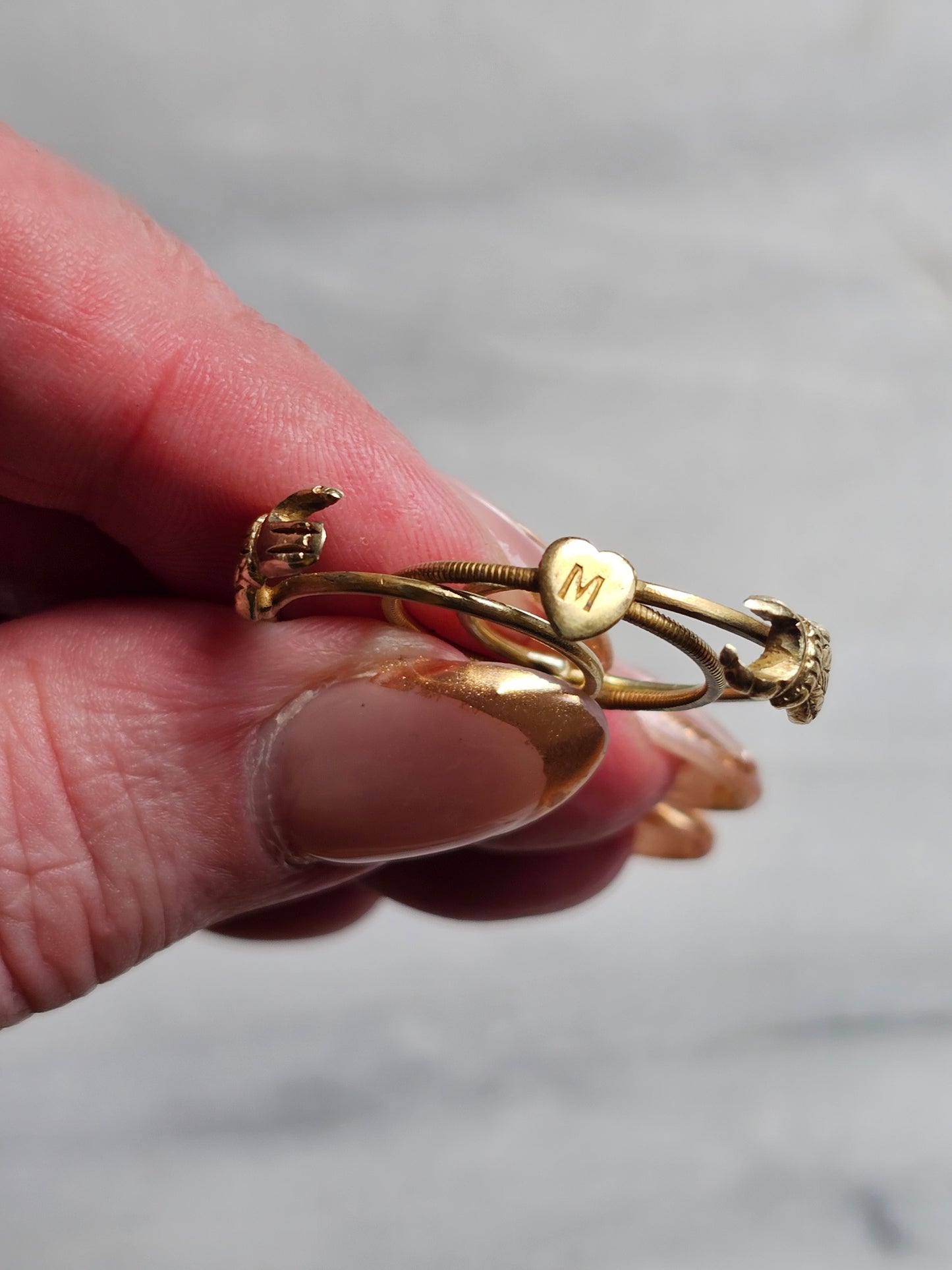 Hand Crafted Fede Antique Ring - 14K Gold