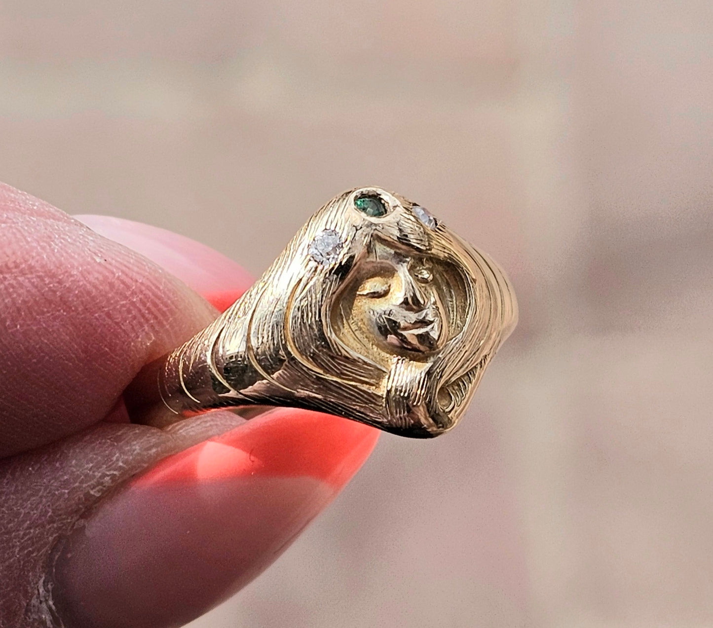 Art Nouveau Style Ring with Diamonds and Emerald in 14k Yellow Card