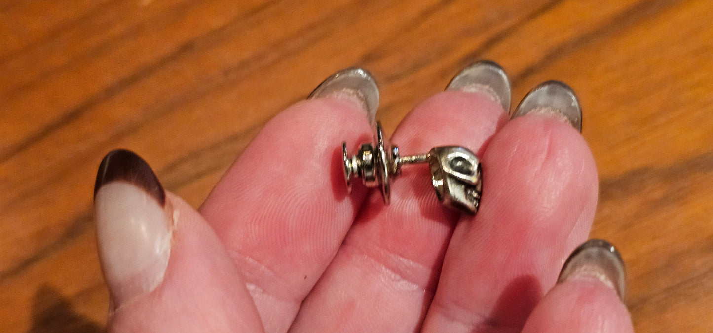 Skull Pin/Tie-tack in Sterling Silver