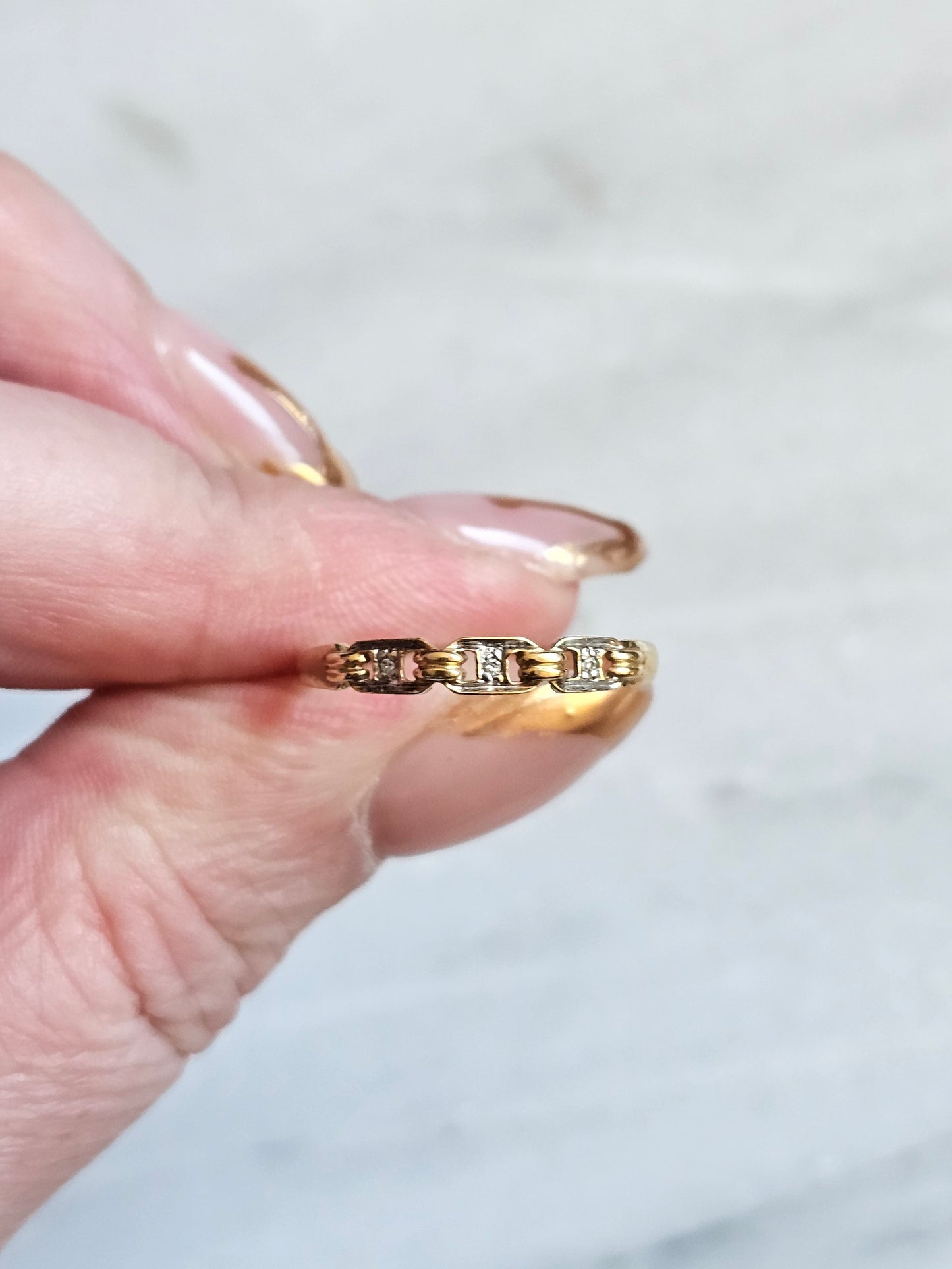 Three Link Chain Ring with diamonds - 18k solid gold