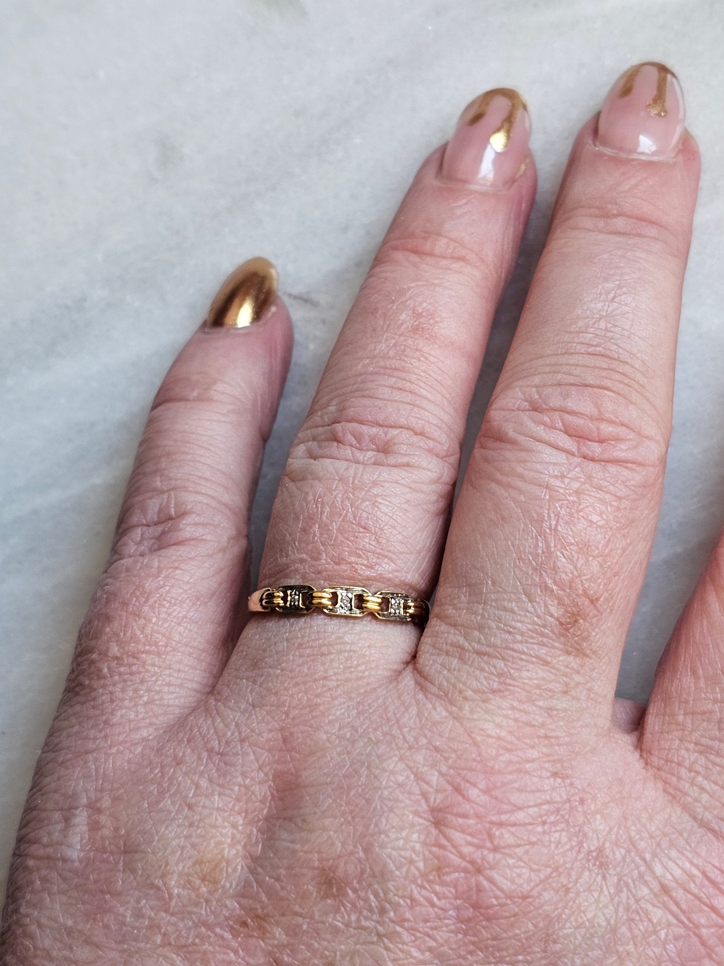 Three Link Chain Ring with diamonds - 18k solid gold