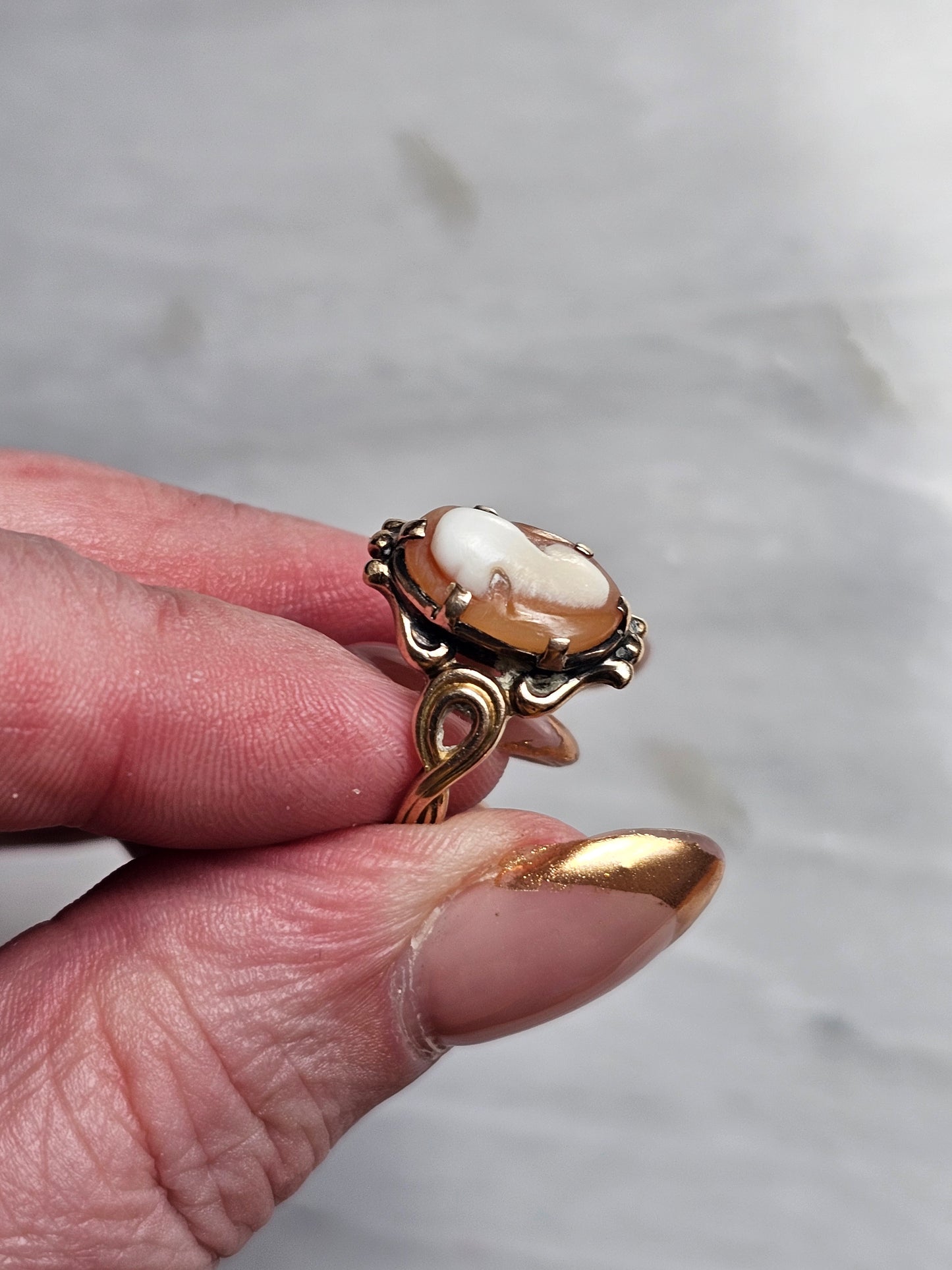 Antique Hand Carved Cameo Ring -14k Gold