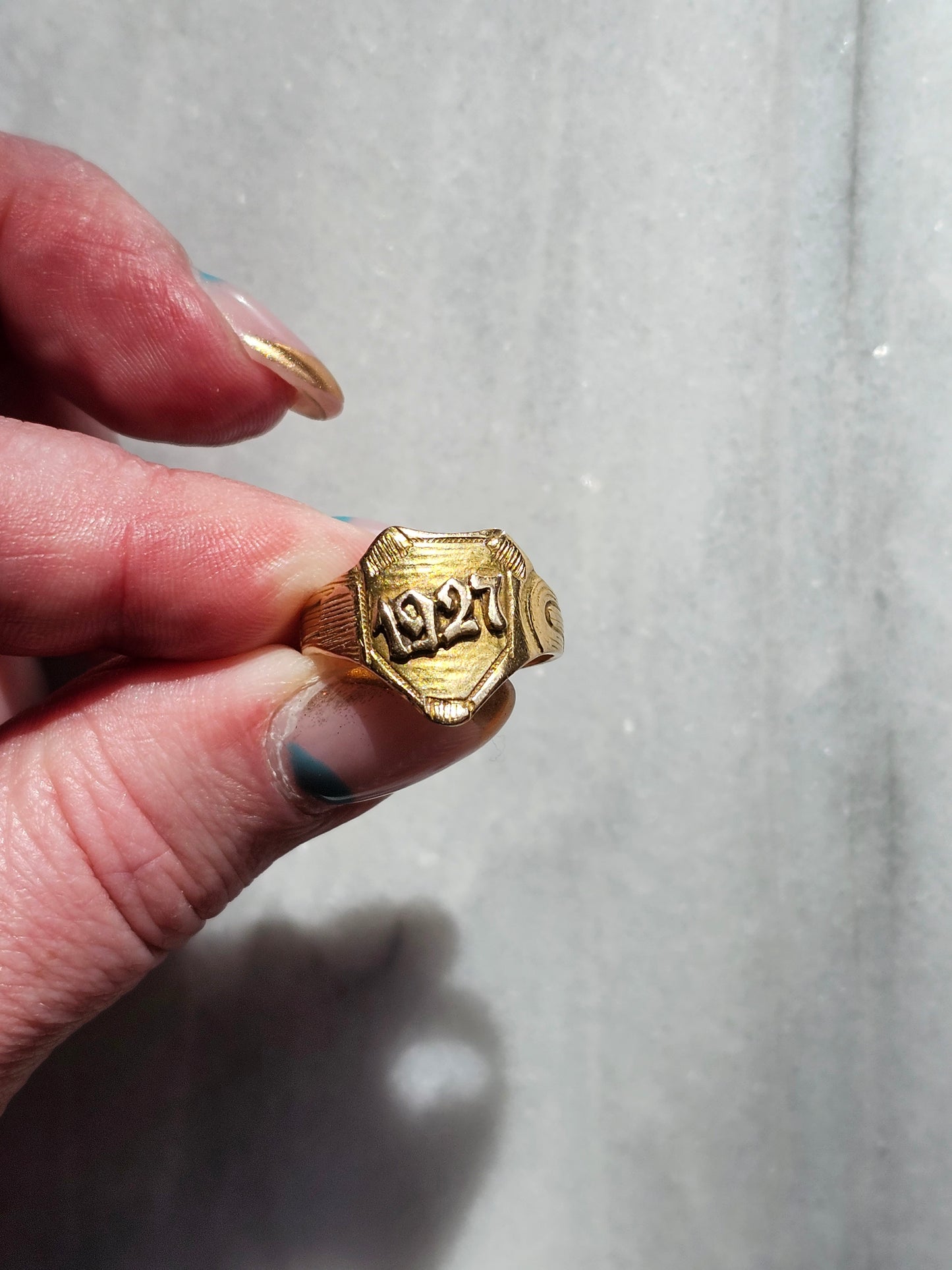 Antique 1927 Ring in 14k Gold